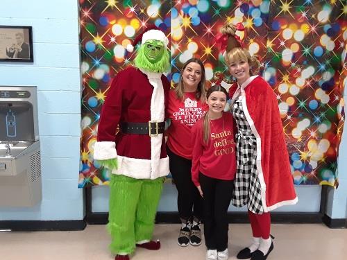 The Grinch, Amy Roberts, Child and Cindy Lou Who