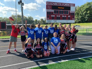 Stars Participants with Cheerleaders