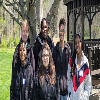  5 Wash High Students who competed in the Washington County Envirothon